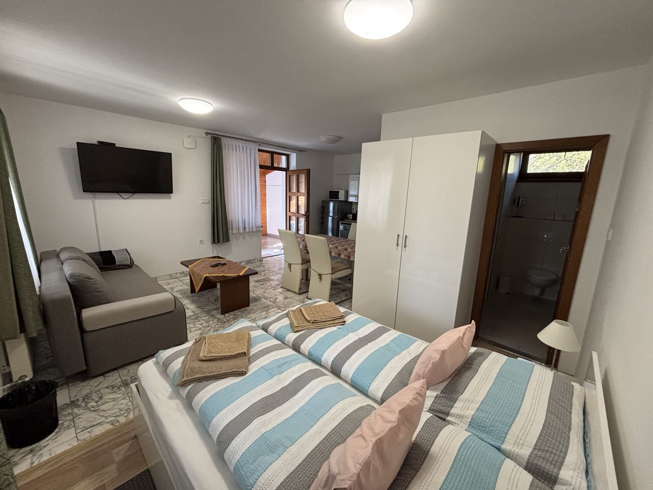 "E" Stúdió Apartman - 6